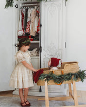 Load image into Gallery viewer, Laurel Crown