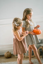 Load image into Gallery viewer, Cami Hairbow Small - Milk