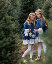 Load image into Gallery viewer, Pearls - Crown