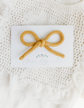 Load image into Gallery viewer, Cami Hair bow -Chamomile