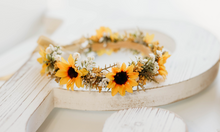 Load image into Gallery viewer, Sunflowers Fields Crown