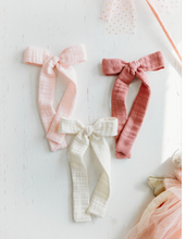 Load image into Gallery viewer, Coco Hair bow - Light Pink Love