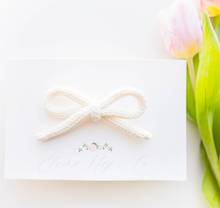 Load image into Gallery viewer, Cami Hairbow Small - Milk