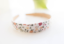 Load image into Gallery viewer, Emma Headband - White Floral