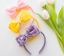Load image into Gallery viewer, Sandy Headband - Lemon Yellow Velvet