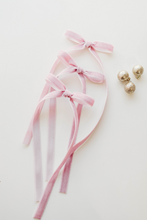 Load image into Gallery viewer, Tally hair bow - Light Purple