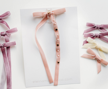 Load image into Gallery viewer, Tally hair bow - Blush Stars