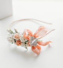 Load image into Gallery viewer, Evangeline Headband - Peach