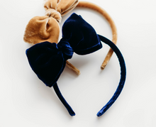 Load image into Gallery viewer, Sandy Velvet - Moonlit Pine Blue