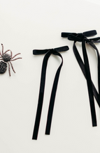 Load image into Gallery viewer, Tally hair bow - Black