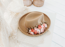 Load image into Gallery viewer, Willow Floral -Autumn Splendor