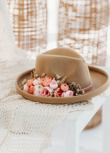 Load image into Gallery viewer, Willow Floral -Autumn Splendor