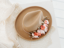 Load image into Gallery viewer, Willow Floral -Autumn Splendor