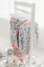 Load image into Gallery viewer, BUBU Bear Lounge