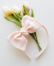 Load image into Gallery viewer, Sandy /Spring Headband - Peach- PREORDER