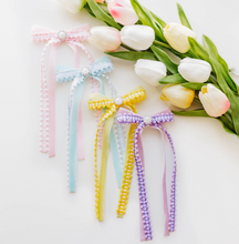 Load image into Gallery viewer, Winnie Bow - SPRING SET