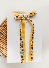 Load image into Gallery viewer, Winnie Bow - Sunflower