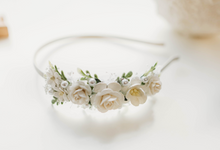 Load image into Gallery viewer, Little Romance Signature Headband - White