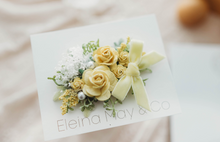 Load image into Gallery viewer, Petite Fleur Hair Clip - Yellow