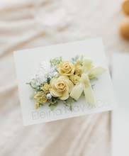 Load image into Gallery viewer, Petite Fleur Hair Clip - Yellow