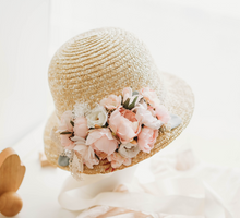 Load image into Gallery viewer, Petite Fleur Floral Hat