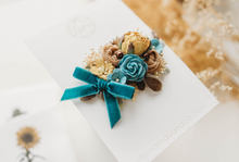 Load image into Gallery viewer, Wren Fall Hair Clip - Wild Marigold