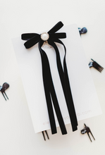 Load image into Gallery viewer, Winnie Bow - Black Magic