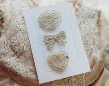 Load image into Gallery viewer, Champagne Lace Clip SET