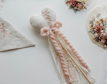 Load image into Gallery viewer, Heart Embroidery Wand