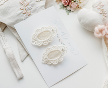 Load image into Gallery viewer, Piper Lace Clip Set