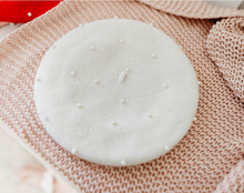 Load image into Gallery viewer, Beret - Ivory