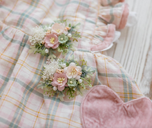 Load image into Gallery viewer, Valeria Floral Clips