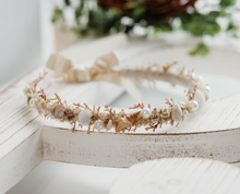 Load image into Gallery viewer, Neutral Seashell Crown