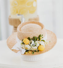 Load image into Gallery viewer, Charlotte Hat

