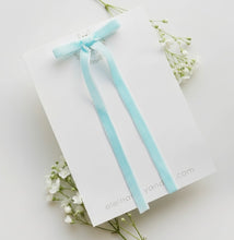 Load image into Gallery viewer, Tally hair bow - Aqua
