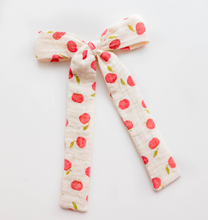 Load image into Gallery viewer, Coco Hair bow - Apples
