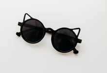 Load image into Gallery viewer, Sunglasses Cat - Black
