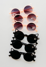 Load image into Gallery viewer, Sunglasses Cat - Black
