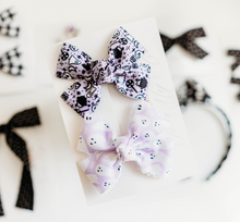 Load image into Gallery viewer, Olivia Hair Bow / Purple Halloween
