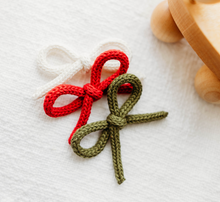 Load image into Gallery viewer, Cami Hairbow - Small Olive
