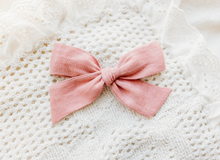 Load image into Gallery viewer, Hope Hair bow - Peony Pink
