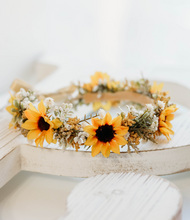 Load image into Gallery viewer, Sunflowers Fields Crown
