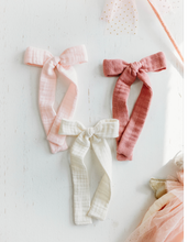Load image into Gallery viewer, Coco Hair bow - Light Pink Love

