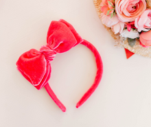 Load image into Gallery viewer, Sandy Headband - Hot Pink Velvet
