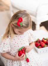 Load image into Gallery viewer, Strawberry Crochet Clip
