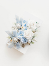Load image into Gallery viewer, Midnight Magic Floral Clip
