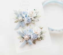 Load image into Gallery viewer, Midnight Magic Floral Clip
