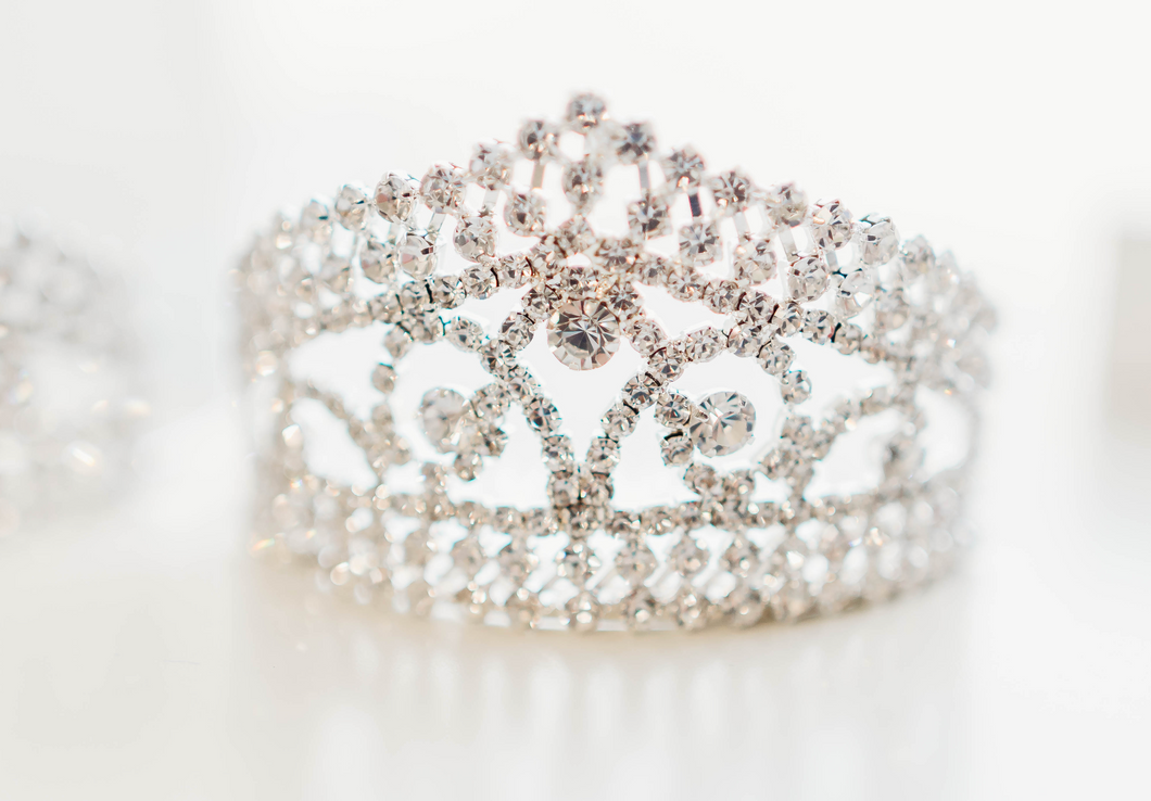 Queen Victoria - Mini Crown  (Silver)