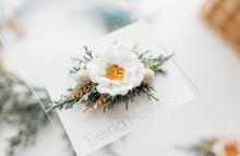 Load image into Gallery viewer, Winter Blessing Hair Clip - Off White
