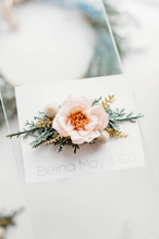 Load image into Gallery viewer, Winter Blessing Hair Clip - Pink
